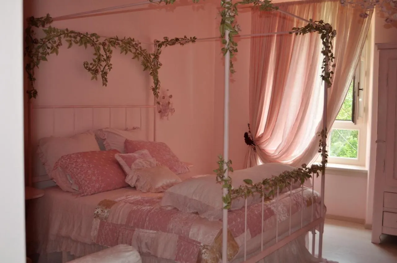 Rose E Cioccolato B&B Borgo Val di Taro 0*,  Italy