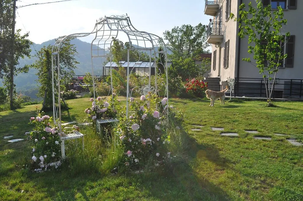 Bed & Breakfast Rose E Cioccolato B&B Borgo Val di Taro